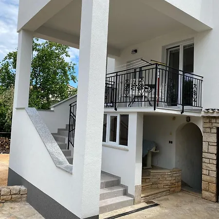 And With Parking Space - 23148 Guest house Rovinj